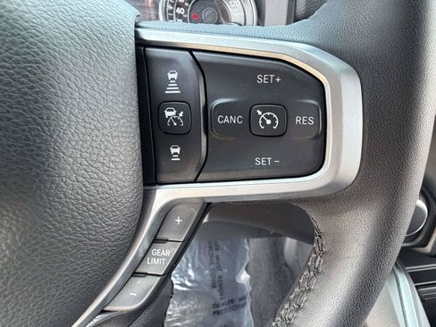 Used 2025 RAM 1500 Big Horn AWD/4WD image 16