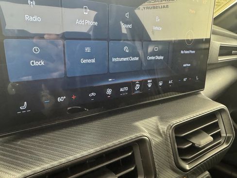 Used 2025 Ford Mustang Coupe RWD image 18