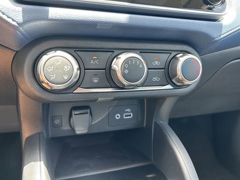 New 2025 Nissan Versa SV image 26