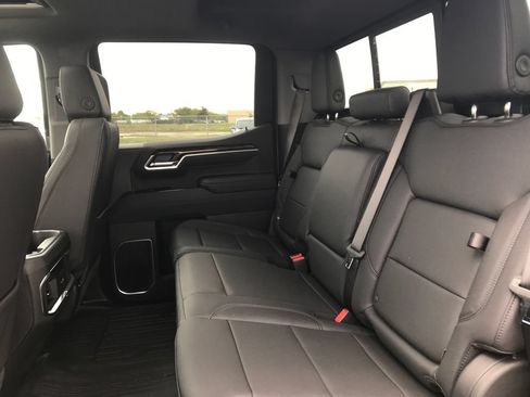 New 2026 GMC Sierra 1500 Elevation w/ Elevation Premium Package AWD/4WD image 34