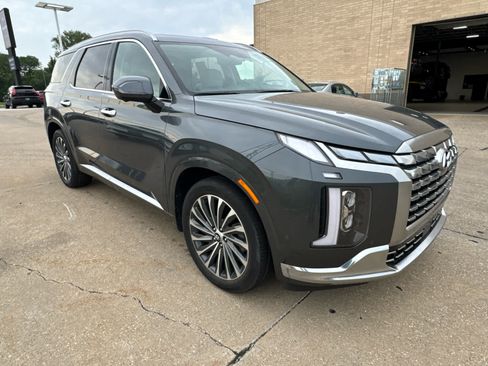 Used 2023 Hyundai Palisade Calligraphy AWD/4WD image 7