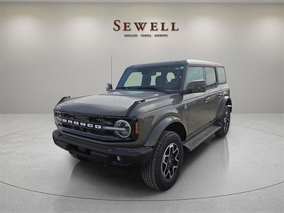 New 2025 Ford Bronco Outer Banks