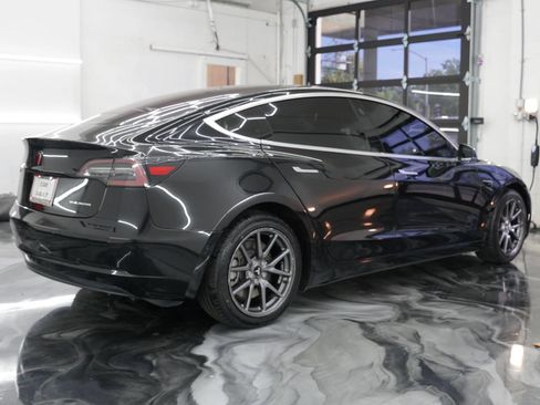 Used 2018 Tesla Model 3 Long Range AWD/4WD image 12