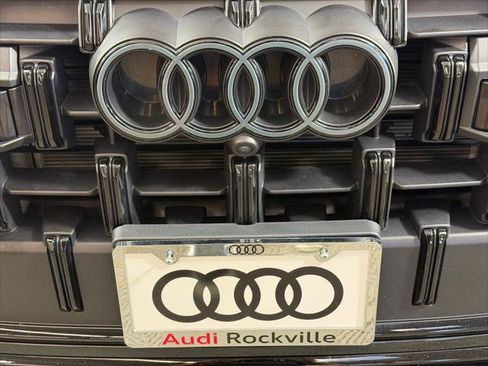 Certified 2026 Audi Q7 2.0T Premium w/ Convenience Plus Package AWD/4WD image 21