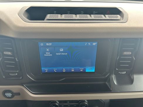 Used 2021 Ford Bronco Big Bend w/ Sasquatch Package AWD/4WD image 24