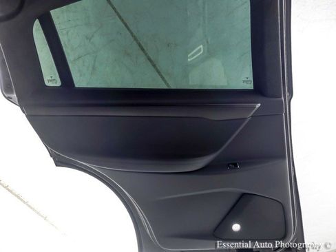 Used 2018 Tesla Model X P100D image 40