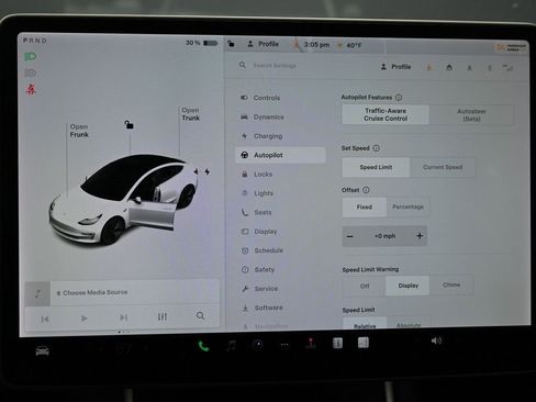 Used 2019 Tesla Model 3 Mid Range image 25