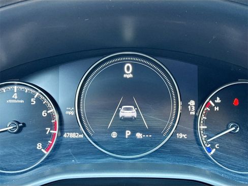 Used 2019 MAZDA MAZDA3 Hatchback w/ Preferred Package image 18