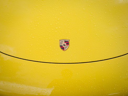 Used 2018 Porsche 911 Carrera T RWD image 5