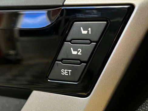 Used 2024 Toyota Tundra Limited image 15