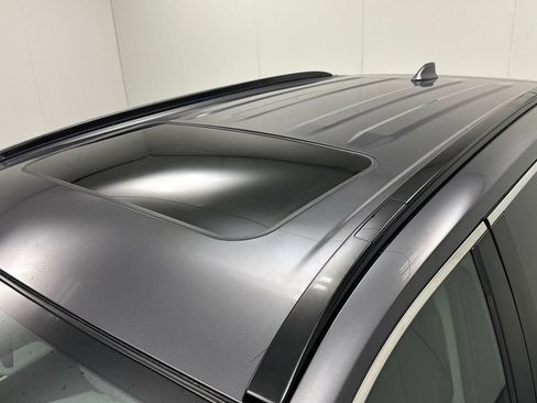 Certified 2021 Toyota RAV4 XLE Premium AWD/4WD image 12