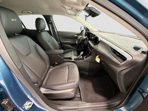 New 2026 Buick Encore GX Sport Touring w/ Comfort Package FWD image 24