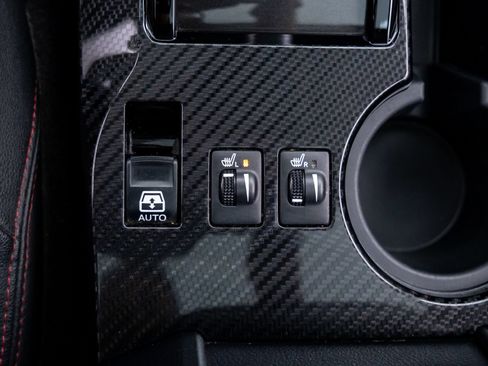 Used 2019 Toyota 4Runner TRD Off-Road Premium AWD/4WD image 19