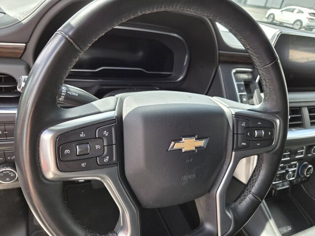 Used 2023 Chevrolet Tahoe Premier RWD image 9