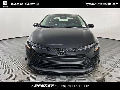 Used 2026 Toyota Corolla LE FWD image 7