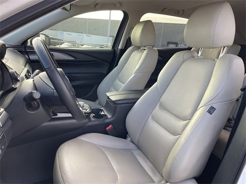 Used 2023 MAZDA CX-9 Touring image 14