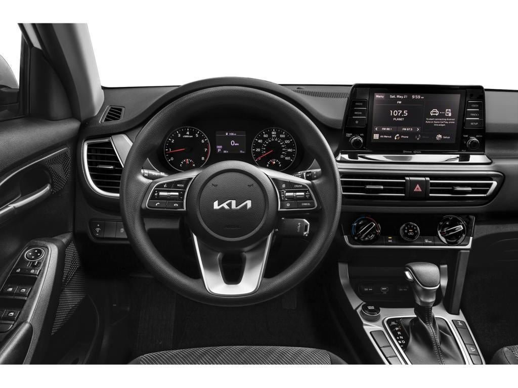 Used 2023 Kia Seltos LX AWD/4WD image 4