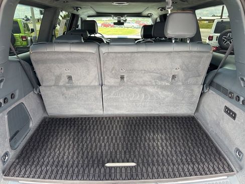 Used 2022 Jeep Grand Wagoneer Series II w/ Convenience Group III AWD/4WD image 8
