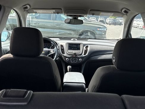 Used 2019 Chevrolet Equinox LT w/ LPO, Blackout Package FWD image 10