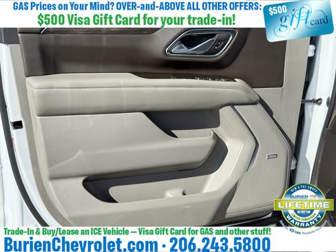 Used 2022 Chevrolet Suburban Z71 w/ Luxury Package AWD/4WD image 9