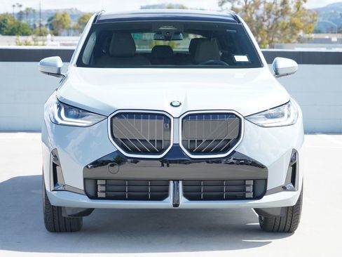 New 2026 BMW X3 xDrive30 w/ Premium Package AWD/4WD image 2