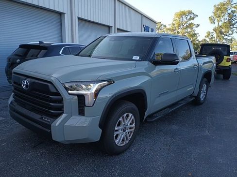 Used 2026 Toyota Tundra SR5 w/ SR5 Premium Package RWD image 7