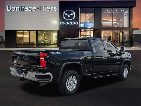 Used 2024 Chevrolet Silverado 2500 LTZ AWD/4WD image 4