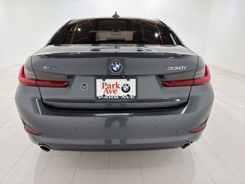 Used 2020 BMW 330i xDrive Sedan w/ Driving Assistance Package image 45
