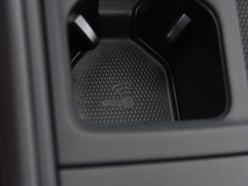 New 2026 Volkswagen Tiguan SE R-Line image 16