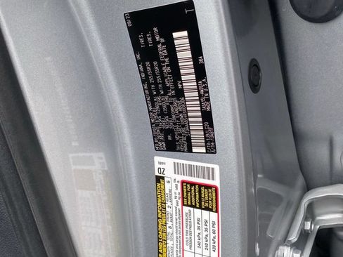 Certified 2024 Toyota Grand Highlander AWD image 39