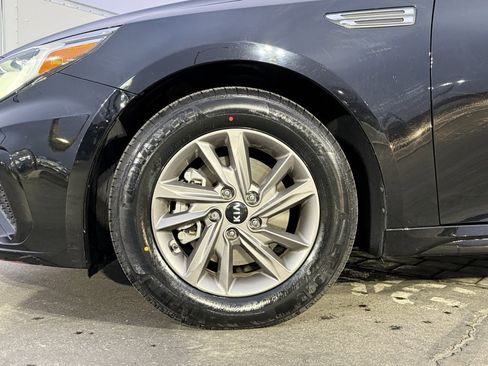 Used 2020 Kia Optima LX image 6