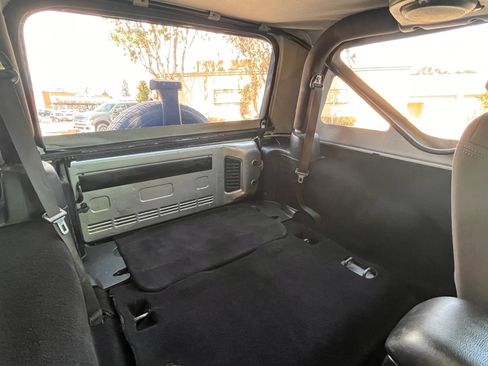 Used 2013 Jeep Wrangler Sport AWD/4WD image 13