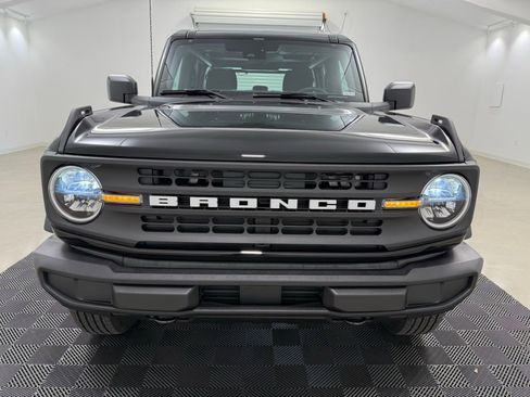 New 2025 Ford Bronco 4-Door AWD/4WD image 2