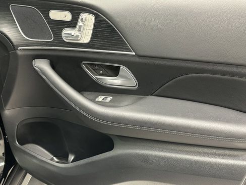 Certified 2025 Mercedes-Benz GLE 350 4MATIC w/ 3rd Row Seat Package image 15