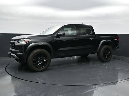 Used 2024 Chevrolet Colorado Trail Boss w/ Advanced Trailering Package AWD/4WD image 6