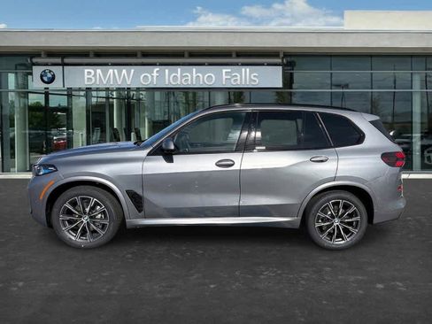 New 2026 BMW X5 xDrive40i w/ M Sport Package AWD/4WD image 5