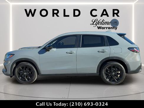 Used 2024 Honda HR-V Sport image 4