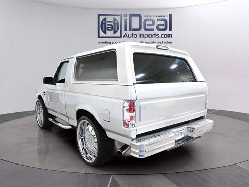 Used 1993 Ford Bronco AWD/4WD image 2