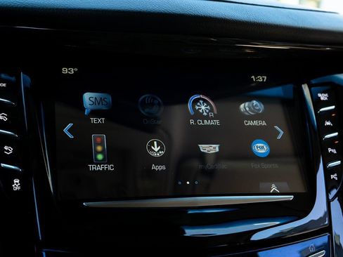 Used 2020 Cadillac Escalade Premium Luxury AWD/4WD image 35