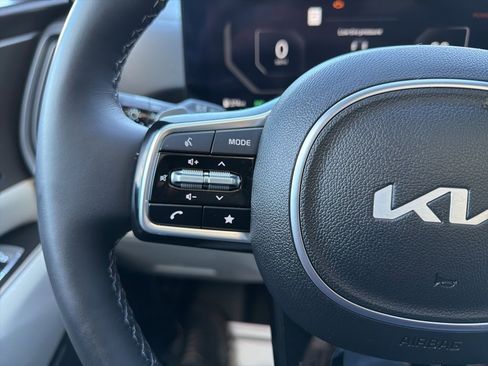 Used 2025 Kia Sorento SX Prestige image 37