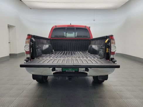 Used 2015 Toyota Tacoma PreRunner w/ SR5 Package image 29