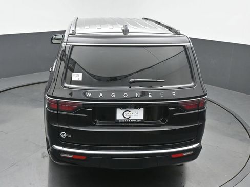 Used 2025 Jeep Wagoneer 4WD image 49