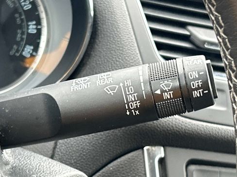 Used 2016 Buick Encore FWD image 29