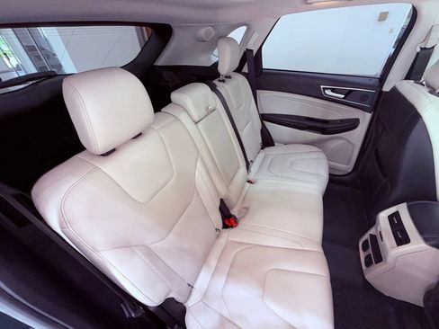 Used 2019 Ford Edge Titanium w/ Equipment Group 301A FWD image 14