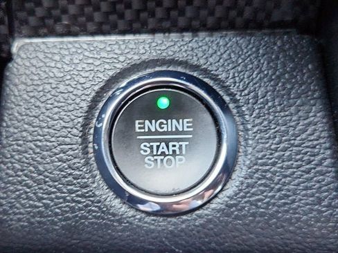 Used 2019 Ford F150 Lariat w/ Equipment Group 502A Luxury AWD/4WD image 30