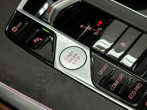 Used 2026 BMW X7 xDrive40i w/ Premium Package image 31