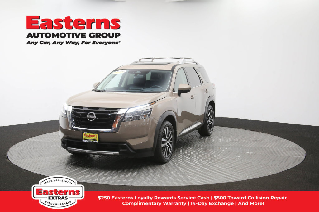 Used 2023 Nissan Pathfinder Platinum w/ Cargo Package AWD/4WD image 58