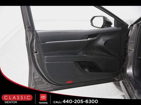 Certified 2023 Toyota Camry LE image 4
