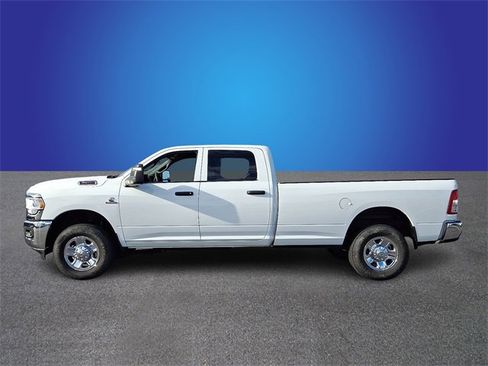 Used 2023 RAM 3500 Tradesman w/ Chrome Appearance Group image 7