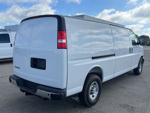 New 2025 Chevrolet Express 2500 Extended w/ Driver Convenience Package image 32
